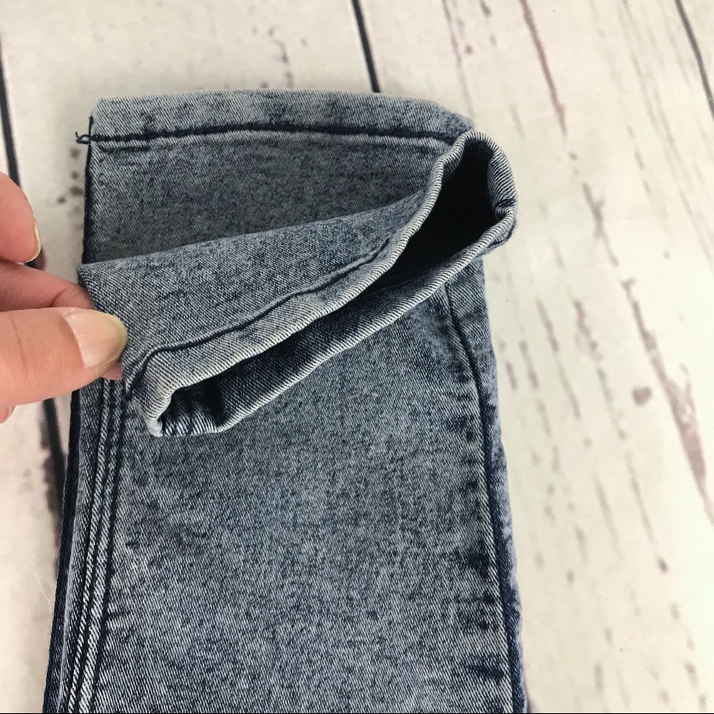 *2/$20* Zara Trafaluc Jeggings in Med Acid Wash, 6 - Picture 7 of 8